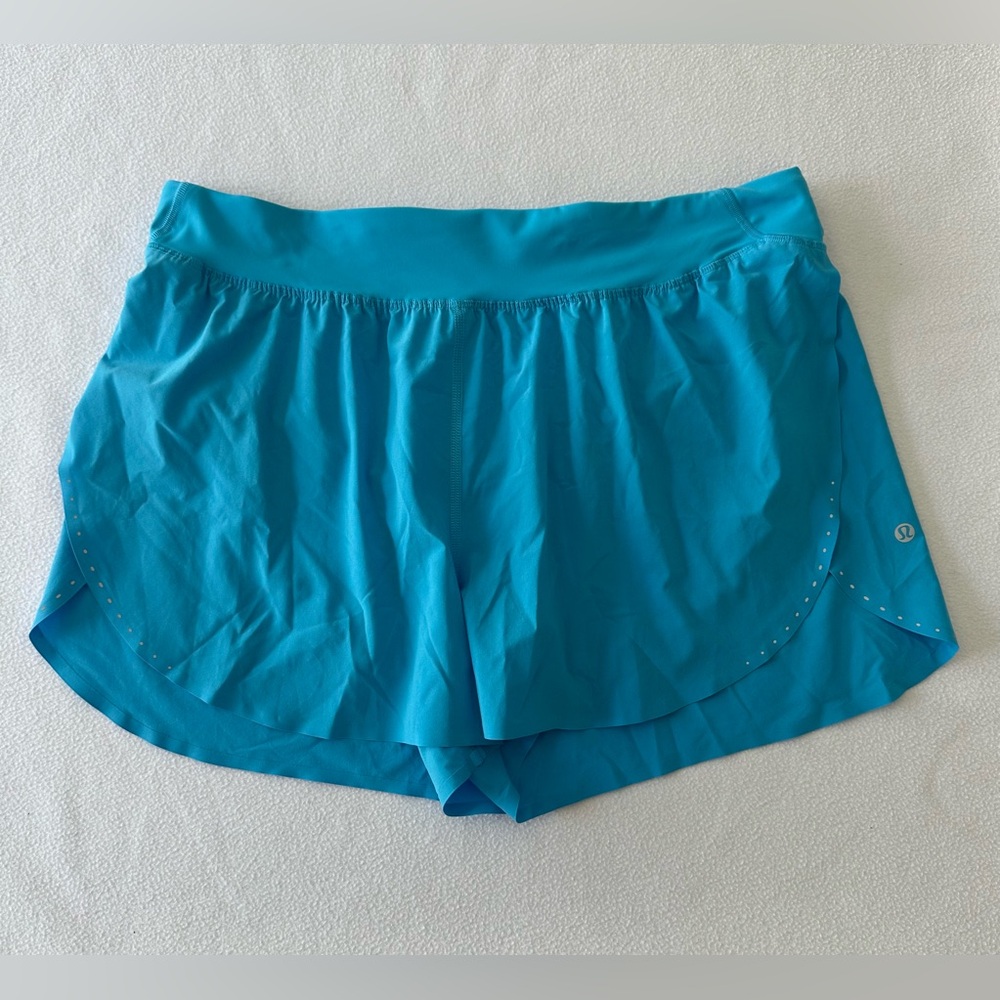Lululemon Shorts Women’s 14 Fast And Free High-Rise Classic-Fit Split Short 3" - Picture 5 of 15